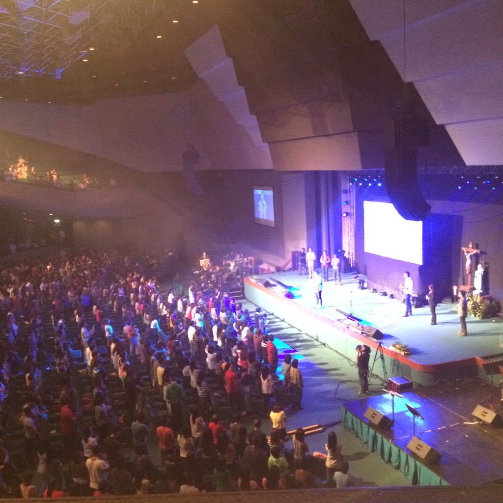 Fayeriz09's tweet image. It is not just a good day but a greaaaaat daaaay!!! 💛💙 #FirstWeekOfAdvent #TheFeast