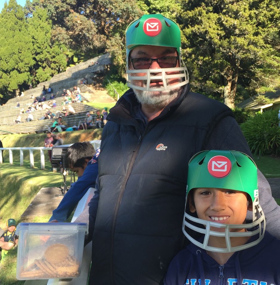SuperSmashNZ's tweet photo. Now @MahelaJay brings up the @cdstags' 100. He's 65 off 42; @GeorgeWorker 35* off 28, 12th ov #CSvNK #GPSuperSmash https://t.co/Krs43iytY1