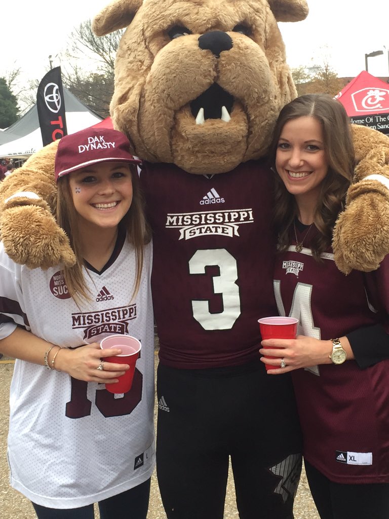 kh317's tweet photo. #HailState #maroonselfie @HailState https://t.co/Is07B4jePN