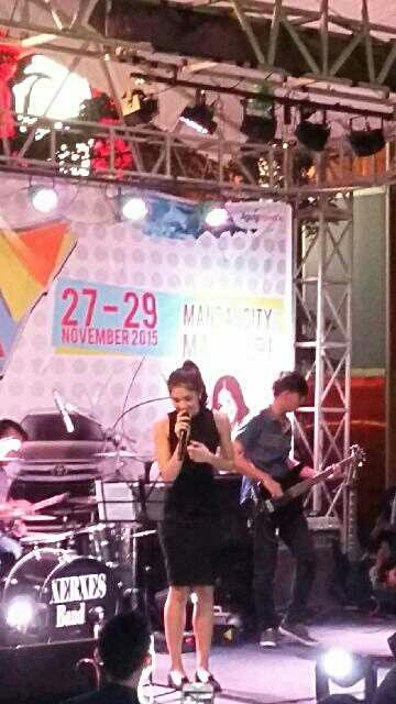 “<a href="/farhansyah18/">Farhanzsyah</a>: "<a href="/maudymikha/">Mikha Tambayong</a> kpan2 ke duri lg ya mika...hehe ”