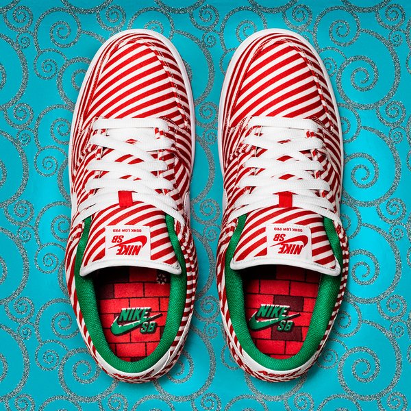 Fullress 楽天先行受付中 ナイキ ダンク ロー Sb キャンディ ケイン Nike Dunk Low Sb Candy Cane 613 T Co Khcicqxbm4 T Co Rnizznxphi