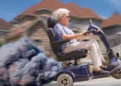 HISPANlCPROBS's tweet photo. mi abuela cuando le digo que tengo hambre https://t.co/XDmPeAAR3I