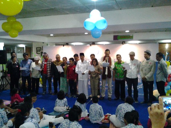 Para Penggiat Dongeng Mendeklarasikan 28 November Sebagai Hari Dongeng Nasional kemdikbud.go.id/kemdikbud/siar…