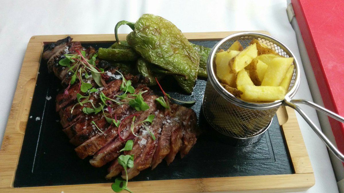 ChefBariffo's tweet photo. Chuletón de la Sierra en @Latorreboxart https://t.co/rd9r2Ku80a