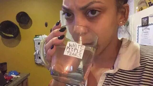 Cupcakes tweet media