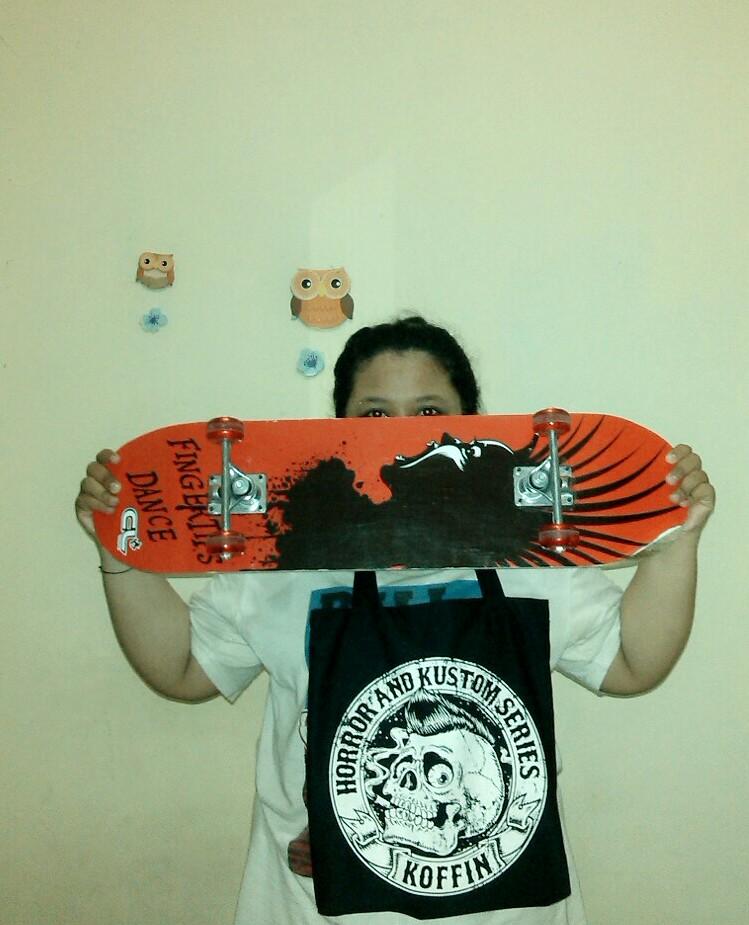 IblisAnyuk's tweet photo. Happy FVCKN Sunday Brother Sister 👻
Hello @KoffinYk 🍺 https://t.co/tgalsmF3yY