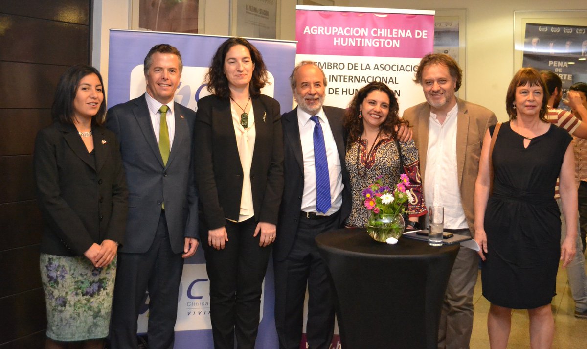 Inheritance_Doc's tweet photo. Muchas Gracias Team #Chile for screening our film! @HuntingtonChile @cetram_usach @JCaine7 @pedrochana #Huntingtons https://t.co/YYUy7Ashhy