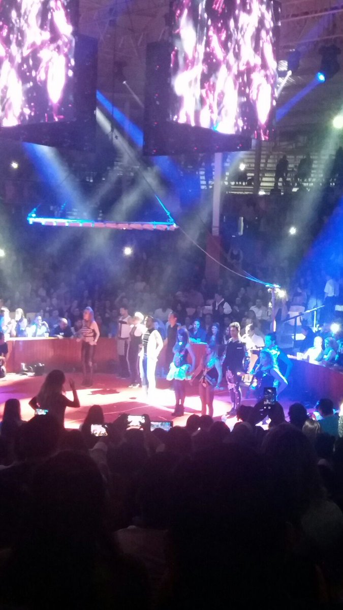 Caro cueto tweet media