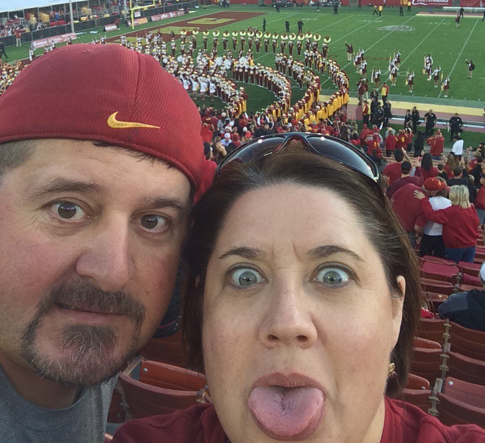 atalbarado's tweet image. This is what I think about UCLA! #TheySuck #ProudTrojanMom #PAP2