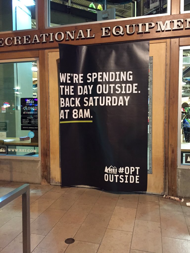 SamAshmore1's tweet photo. Well played @REI, well played #BlackFriday https://t.co/qQYveSmHYR