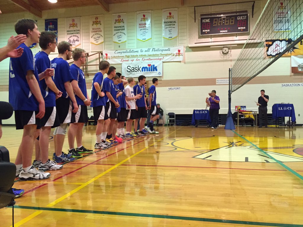CDuffStuff's tweet image. Saskatoon Christian Cougars receiving their silver medals! #llcs4a #nlsd113 #shsaa