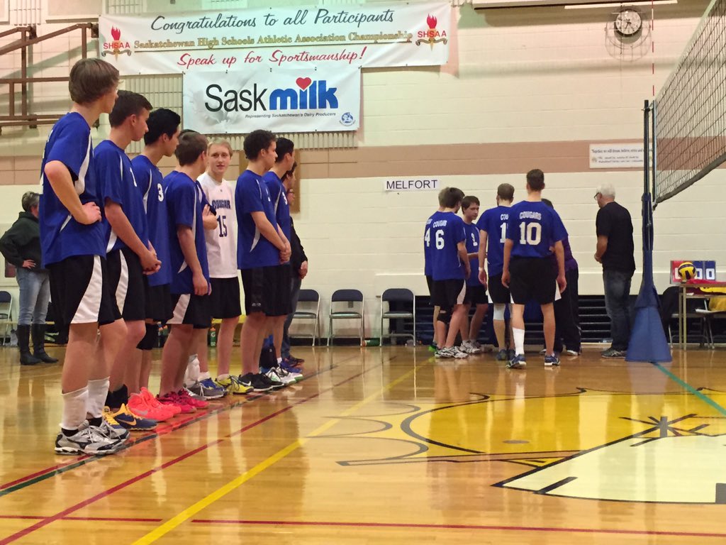 CDuffStuff's tweet image. Saskatoon Christian Cougars receiving their silver medals! #llcs4a #nlsd113 #shsaa