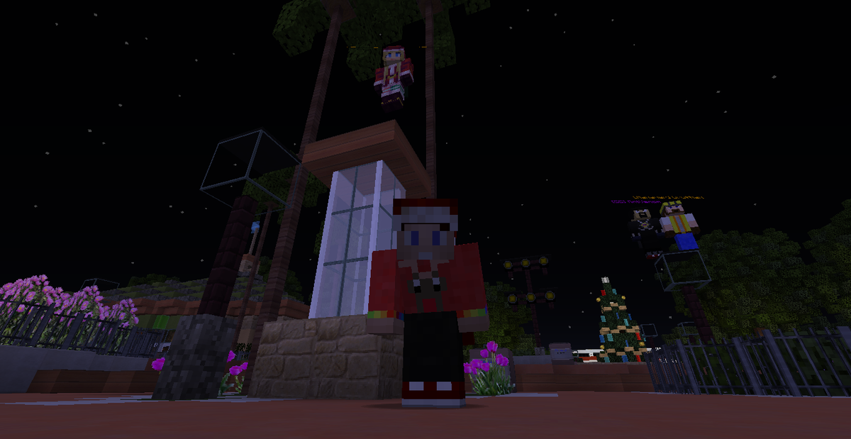 XtraFreckle's tweet image. I found some pretty special people at IROE! @AntVenom, @GrailMore, and even @Twenty1Pielots #MCMagicSide