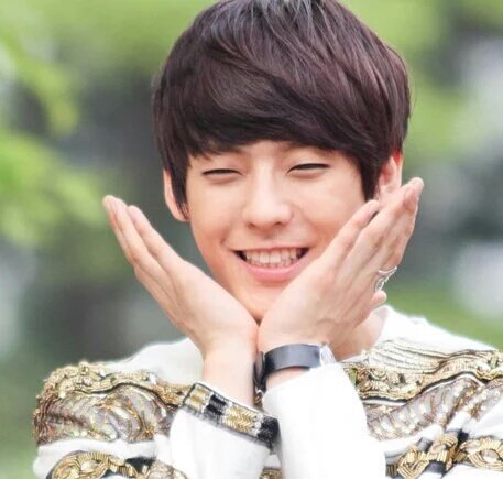 Happy Birthday LEE MINHYUK rp dan rl nya~~ wish u all the best!! Keep healthy!! 