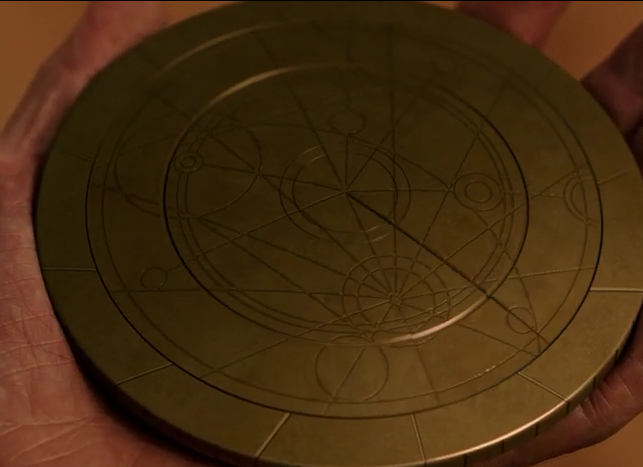 OldLadyBluehair's tweet photo. "It's a puzzle box designed to scare me to death" #ConfessionDial #DoctorWho #HeavenSent https://t.co/WrDy17MTTO