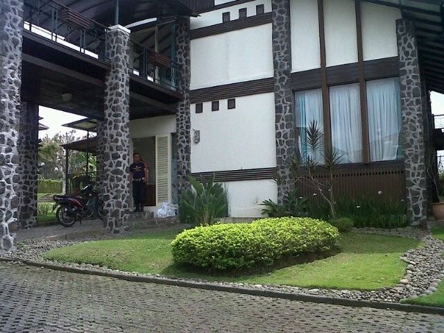 Ed'dee Schoviansch (@edisopian17) on Twitter photo 