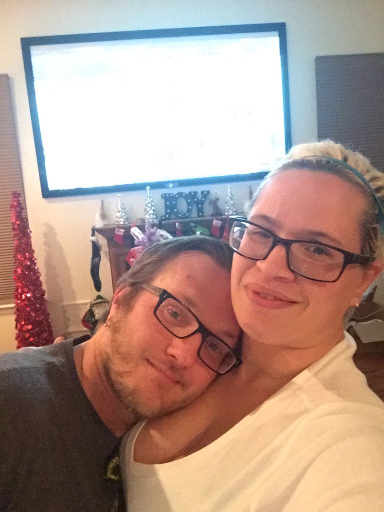 _KallmeKatt's tweet image. When your ex is drunk sbd he&apos;s all over you #exproblems