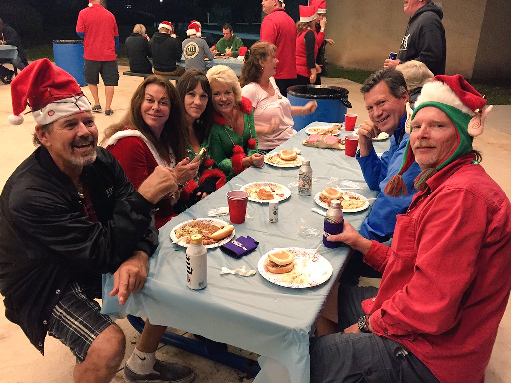 TiffanyVHutto's tweet photo. After the #lightboatparade, captains and crews enjoy a "good Thank You" celebration for their volunteer efforts. https://t.co/K6fajdXHKg