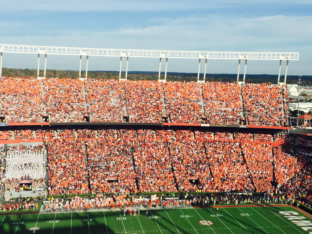 CUTigersRecruit's tweet image. #ClemsonHomeGame? WOW! look at all that Orange