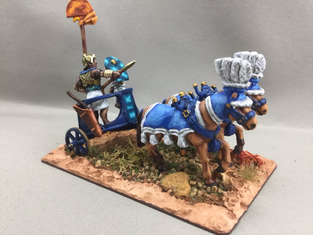 Oldwargamer's tweet photo. #Ancient #Egyptian #chariot #Blacktreedesign #sun #standard #warmongers #FoG #Fieldsofglory #wargaming #25mm https://t.co/pYvhUzJpaw