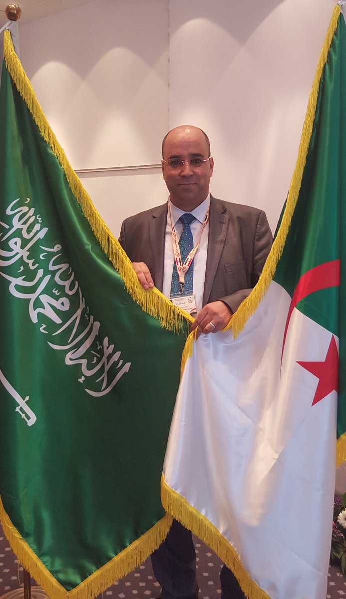 anwarmalek's tweet photo. لا أحد مهما كان شأنه سيفرق بين #الجزائر و #السعودية.
#أنور_مالك https://t.co/7zbblnqig6