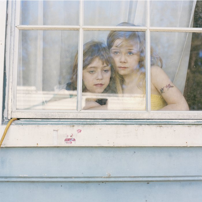 FranceFineArt's tweet photo. #rencontre @GuillouRonan pour son livre #CountryLimit chez @Kehrer_Verlag sur @FranceFineArt https://t.co/ydZlvE0UIB https://t.co/pDYSAzbLJ7