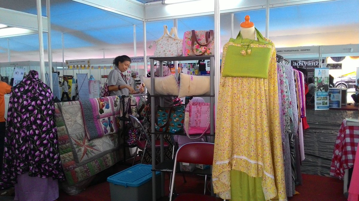 #PWDepok2015 suasana Expo di Pesta Wirausaha Depok