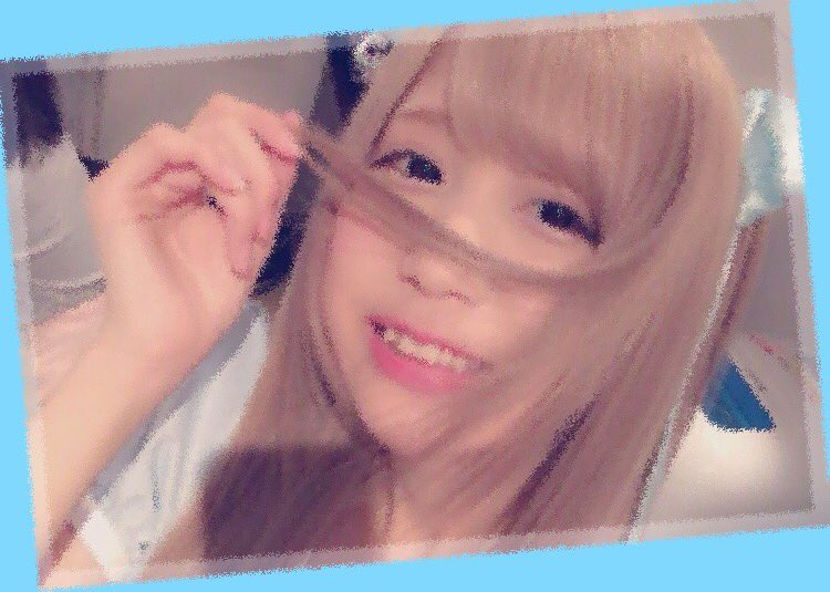 __gmbl's tweet photo. ﹏﹏🐬

　　i just want to be next to you .

　　　　RTW ✦✧ FLW

　イルカと泳ぎたいって言ったら

　　　　　　　　　　　　どうする ？？ https://t.co/K5J7BcfKWt