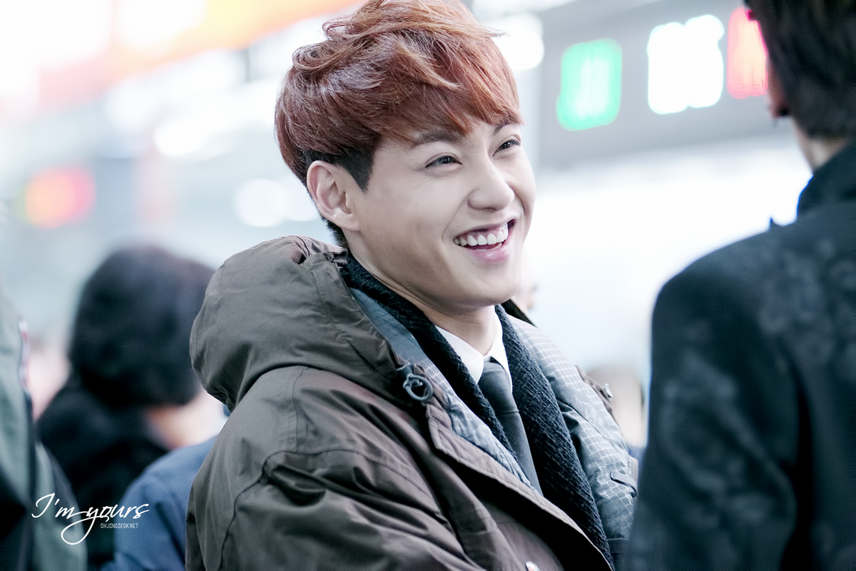 ohjongseok0707's tweet photo. [7 PIC UP ♡] 151127 김포공항 출국
#JJCC #Eddy #에디 #ACKMONG #불면증
→ https://t.co/PMJo6Sglur • 2차가공 금지 https://t.co/ES9zEhFLbq