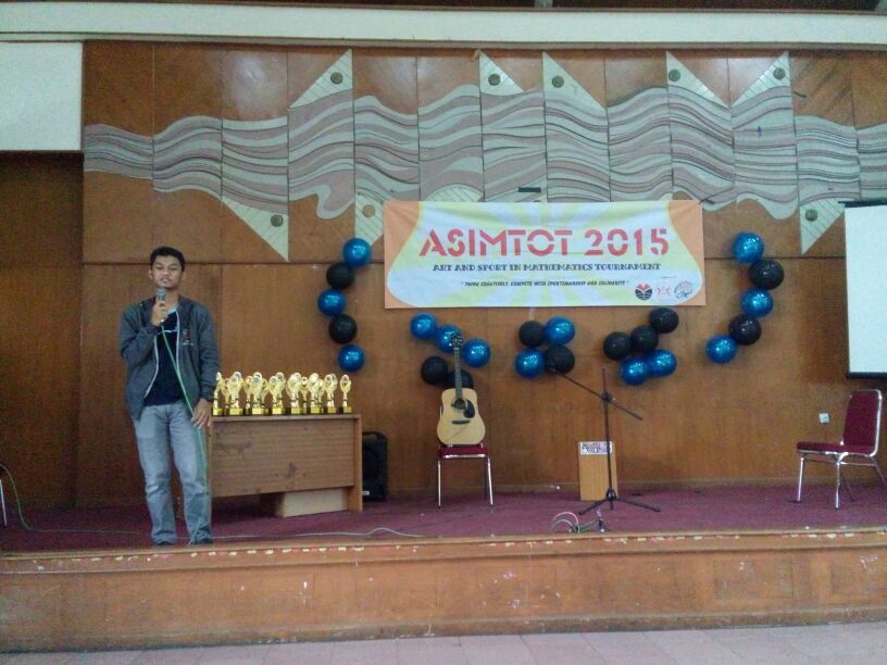 ASIMTOT_2015's tweet photo. Penutupan dari akang kabem kita 😊 @Sipenjagalilin https://t.co/eTsQZGMnx1
