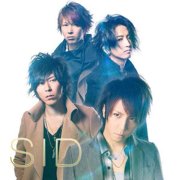 a0203a_b's tweet photo. #漂流 
またもや、持ってくるのわすれた😱
だかしかし、いい曲です♡...*゜
カップリング曲も、聞いてて胸きゅん😊
PVヤバい＼(^ω^)／
まいどのことだが、咲いてしまう（笑） https://t.co/gYvsdquKSz