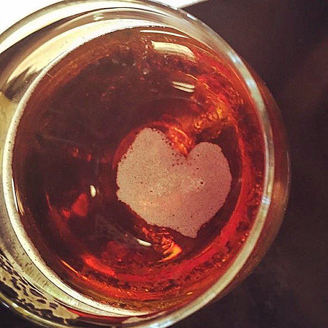 FourSonsBrewing's tweet photo. Hoping everyone is enjoying the holiday with their family, friends &amp; favorite beer🍴🍗🍻❤️
#FourSonsBrewing @aimee_eyre https://t.co/YB7cui6Wtw