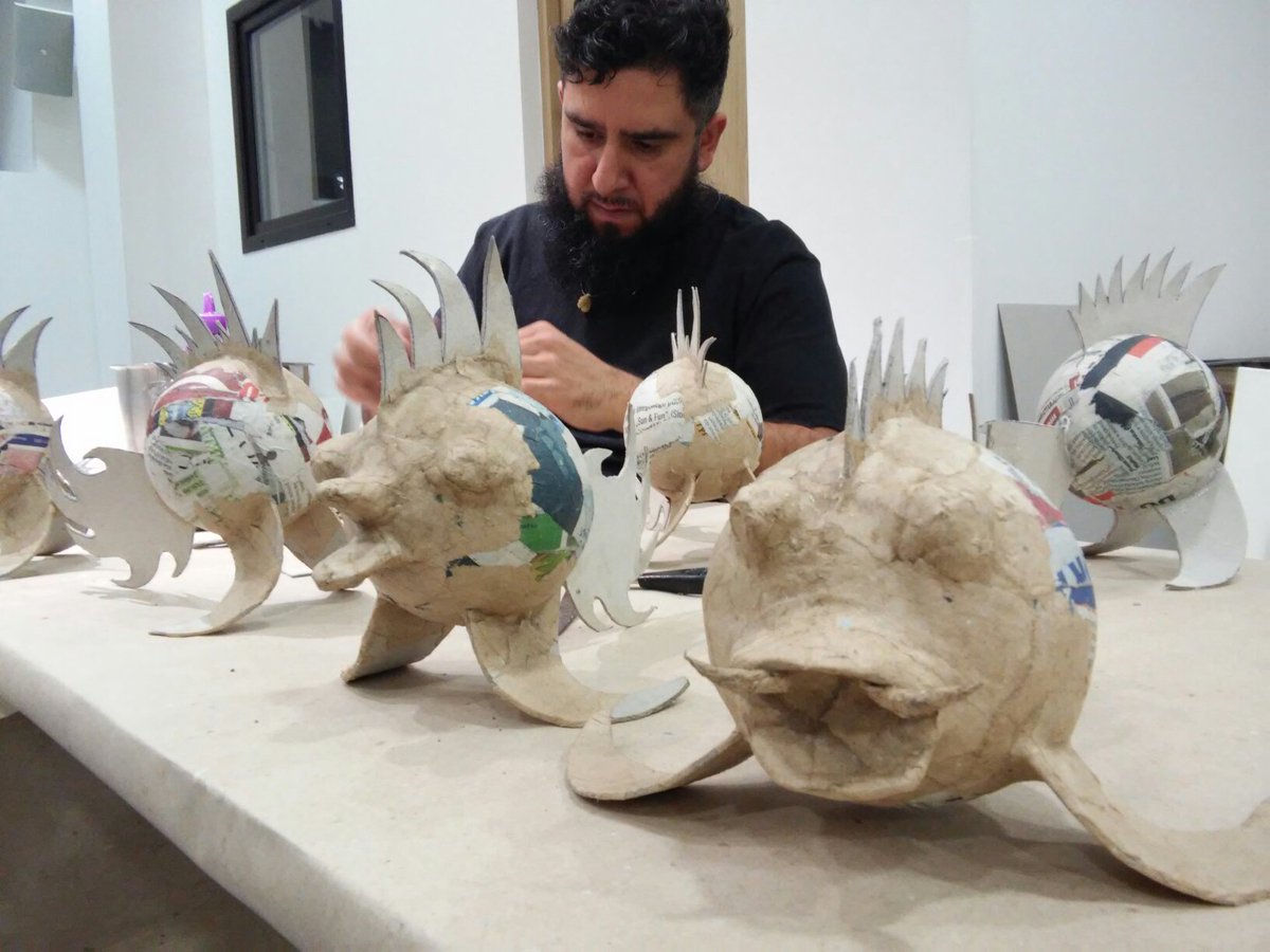 Hoy comenzamos los talleres de #alebrijes en el @ethnomuseumwars #ArtesaníaMéxico #MéxicoMágico @map_mexico