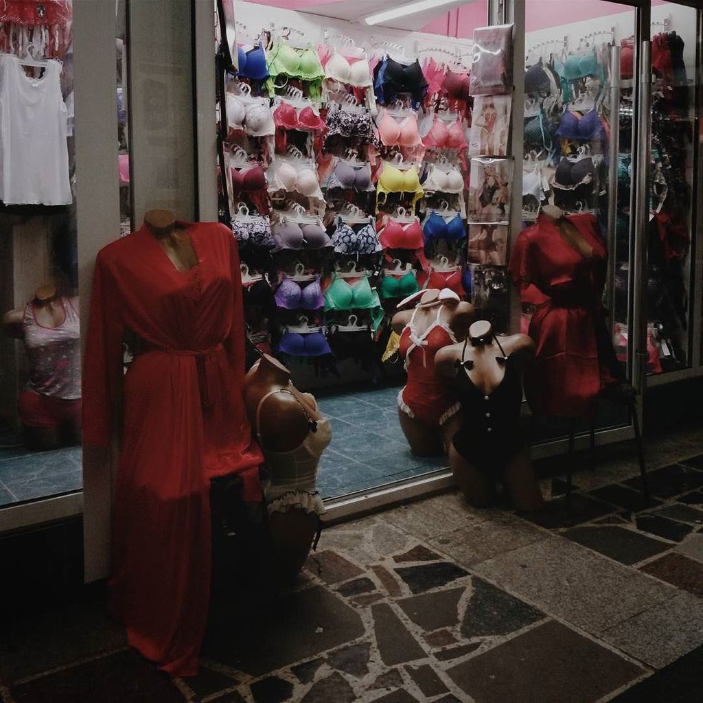 raminmazur's tweet photo. Underground boutique in Chisinau. Moldova
#chisinau #moldova #everydaymoldova #everydayeasterneurope #everydayever… https://t.co/P7IzMTq8ud