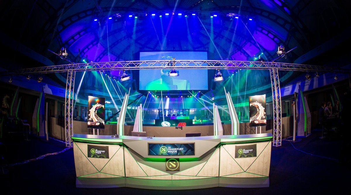Twitchさんのツイート Day 2 Of The Frankfurtmajor Main Event Has Kicked Off Live T Co Dw5bffdye8 T Co Zhuy6kfkbl