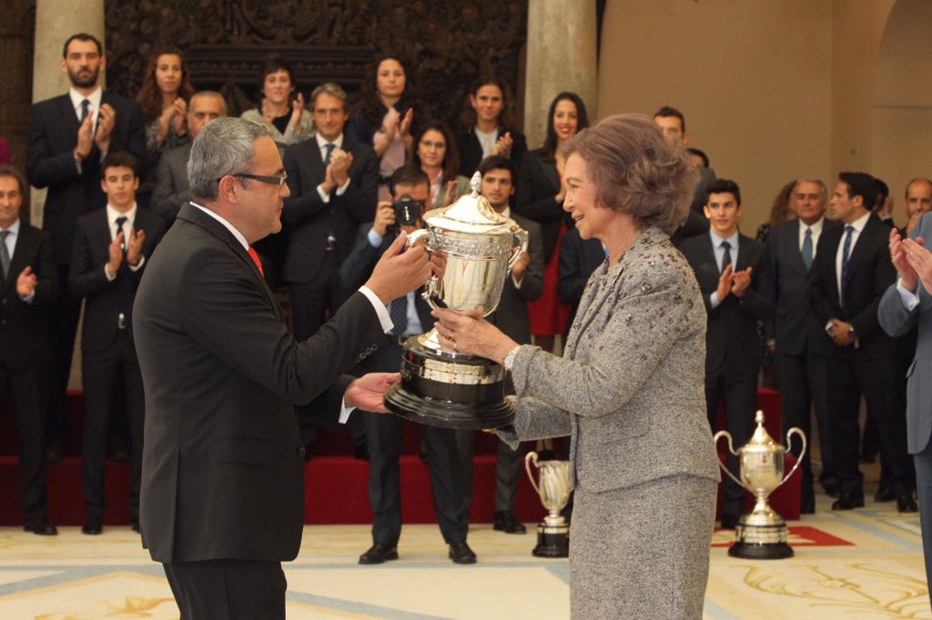 CasaReal's tweet image. Los Reyes entregaron los Premios Nacionales del Deporte 2014 @deportegob casareal.es/ES/Actividades…