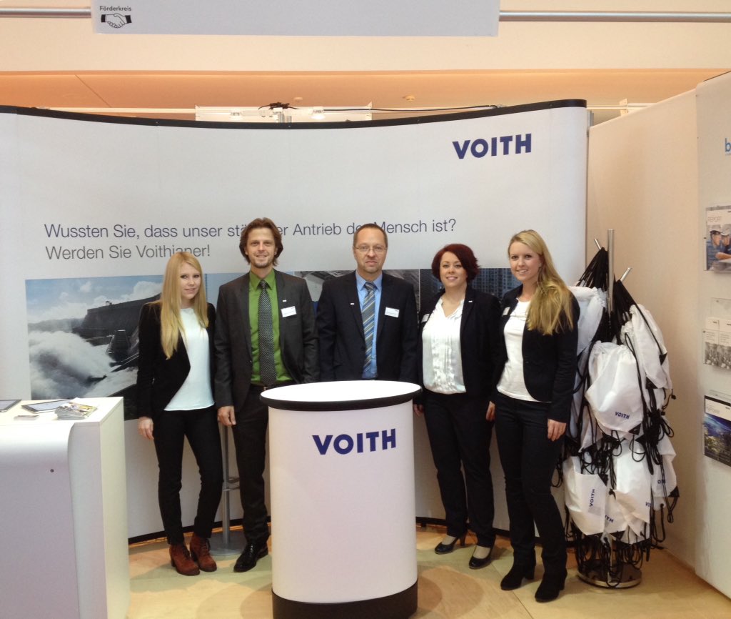 Voith_Career's tweet photo. Join our #Voith #Team! @bondingHamburg! Visit us untill 4 pm! #Career #Internship https://t.co/EZWfHtlhnS