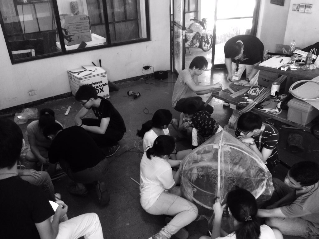 banabascuna's tweet photo. Wala pang aral today pero ang saya!!! This class talaga β€οΈ aiming for the #5peat!!! #2020DOCTORS to #2020ENGINEERS https://t.co/EqsxJ8KwWG