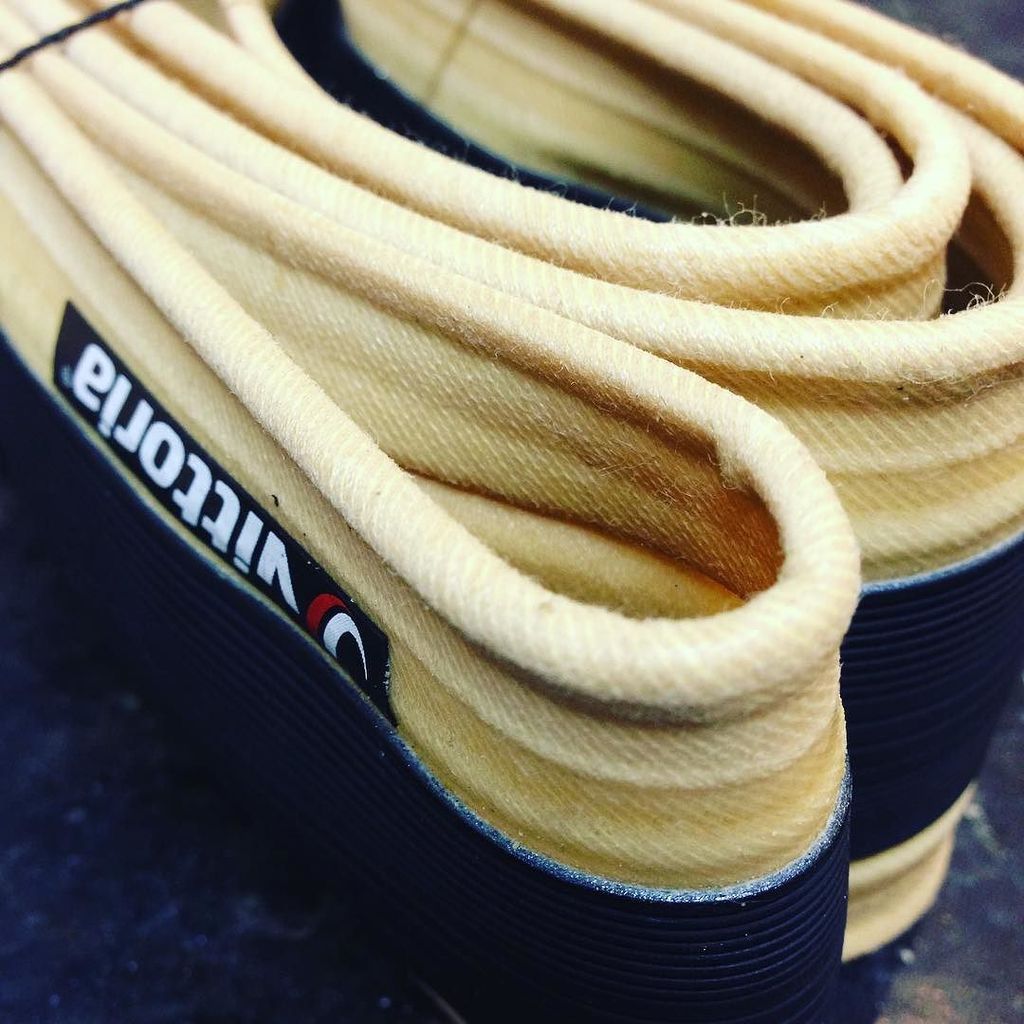 elenamartinello's tweet photo. A new set of #graphene @vittoriatires ready to rock'n'roll!

#vittoriatires - [ ] #enjoyev… https://t.co/TEy5VOTLkO https://t.co/FkABvTrDUv