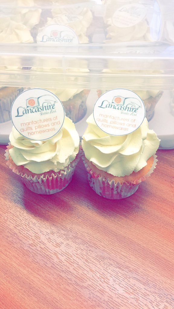 LancsTextiles's tweet photo. #TuesdayMotivation in the office is.... #cupcakes #cakes 🍰☕️ who wants a nibble? @PaulHollywood #bakeoff https://t.co/y2C4DcOLNU
