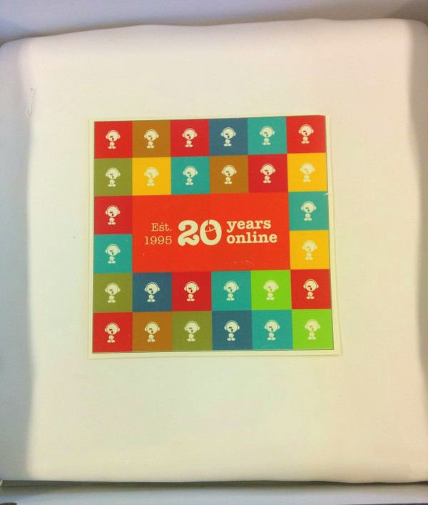 Indivirtual tweet media