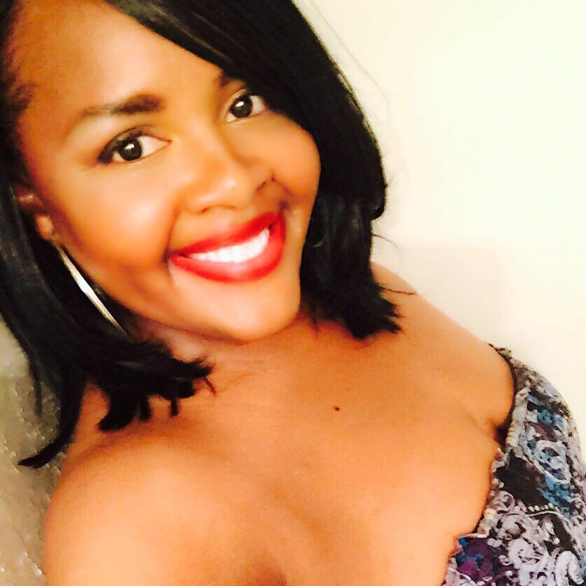 Lexi_B_Tyler's tweet photo. @singmilliedee : https://t.co/G5abxjlAe1 | #redlips #singersongwriter #singmilliedee #plussizemodel #browneyes #co… https://t.co/cQh731MROH
