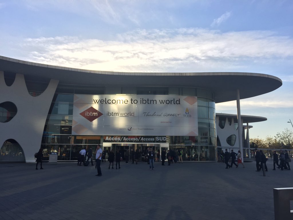 GuyRBoston's tweet photo. Here we go! This is the place St. Albert gets introduced to the world! #i3sca https://t.co/PSljczUTb3