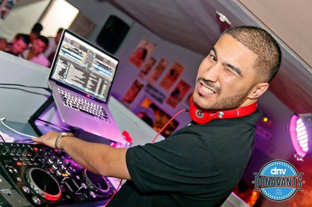 Dynamic__Studio's tweet photo. Buen sábado que pasamos en @Donavants https://t.co/kGe14ERczB https://t.co/gPCdUEe0i3