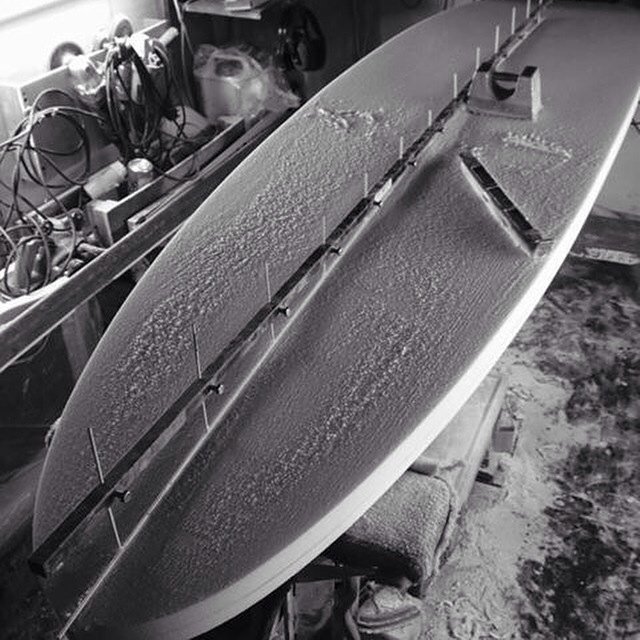 jetsonsurfboard's tweet photo. Rocker time @US_Blanks @aerialite_girl @xo2world @CarveMag @wavelengthmag https://t.co/17JGrQpWyd