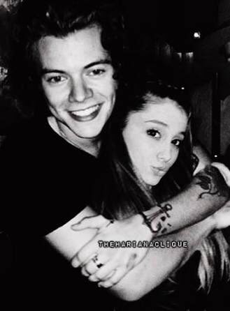 Holding my angel <a href="/Jaspers_Kitten/">ari</a>