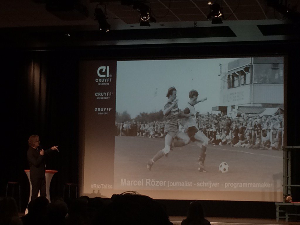 Vera_Koedooder's tweet photo. Het Cruyff Forum @Papendal gaat beginnen! 😃 @Cruyff_Inst_NL #CruyffForum #RioTalks https://t.co/QDWlkjQWqV