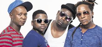 Xunleashed_'s tweet photo. #NP @MafikizoloSA ft @Uhuru_sa - #Khona | #GrooveXtra #MayhemMix | @djALjahZEEra @DJMacxxi | https://t.co/ss2YNo2PDz https://t.co/pvvVO884eC