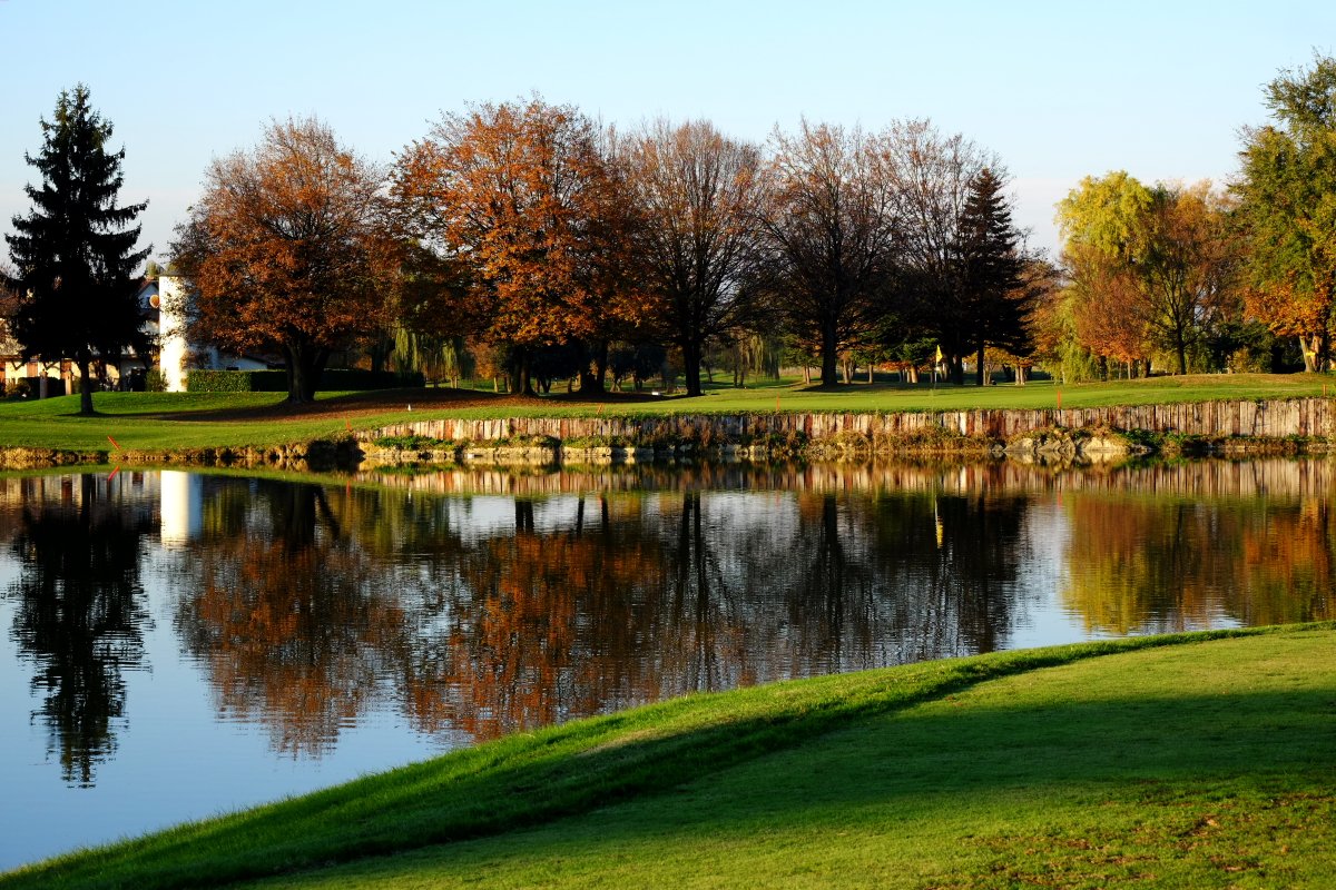GOLFTV1's tweet photo. Golf Cà Della Nave #Italy https://t.co/nDFqDOIfXa