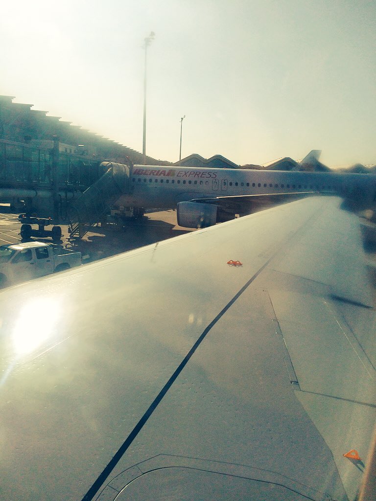 ESTHERMONTALVA's tweet photo. Camino al IV Congreso de Innovación en el Sector Hotelero y Turístico @oteainforma @AJA_Madrid #P2P #formacion https://t.co/pv2XO8tpIC